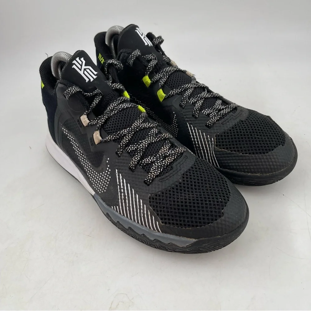 Nike excellent preowned
